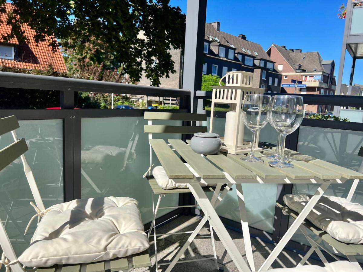 Design Apartment Mit Balkon - Kueche - Netflix Έσσεν Εξωτερικό φωτογραφία